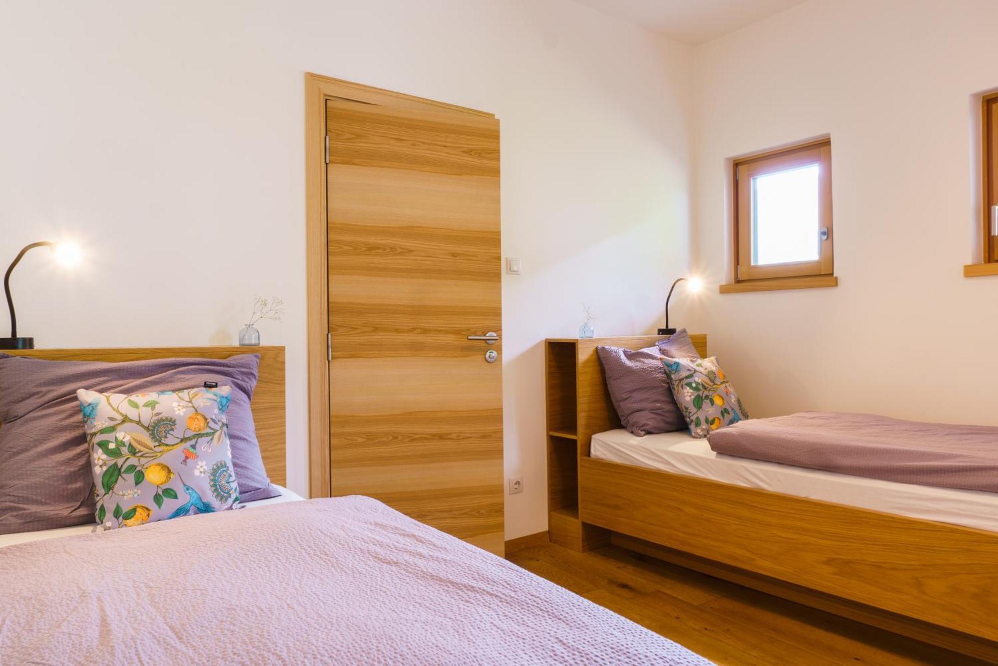 Julias Guesthouse Ora / Auer Екстер'єр фото